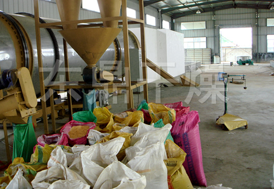 酒渣烘干機(jī)，酒渣烘干現(xiàn)場，酒糟烘干機(jī)